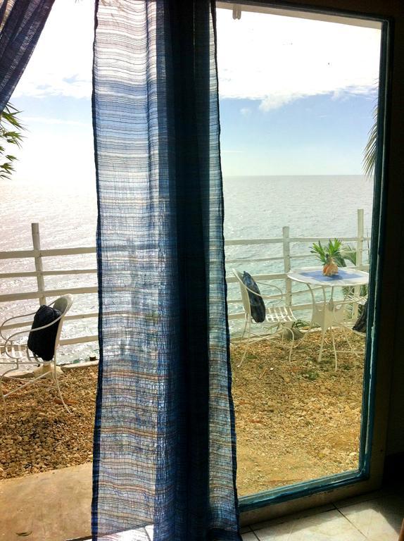 La Bella Beach House Boljoon Экстерьер фото